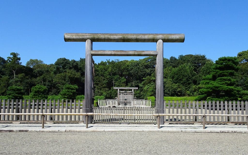 鳥　居