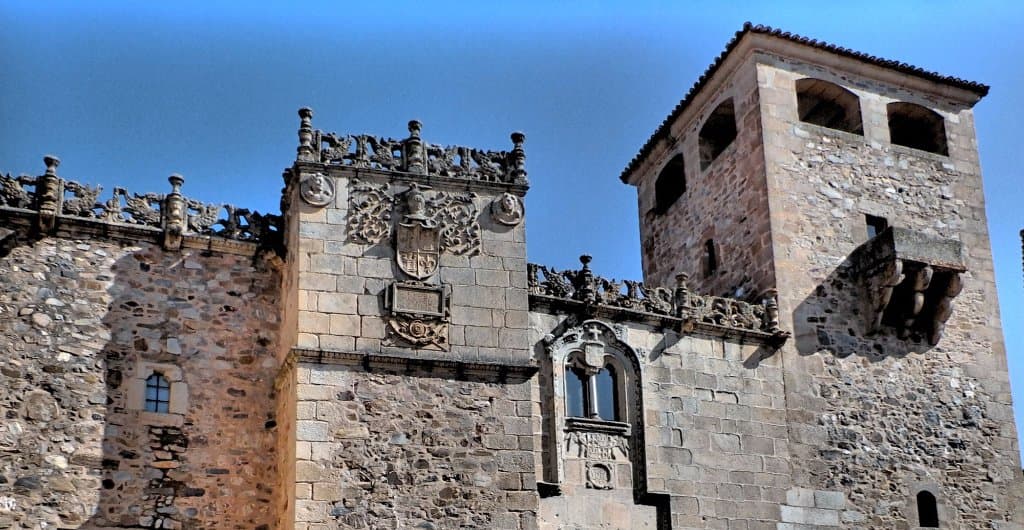 Palacio de los Golfines de Abajo