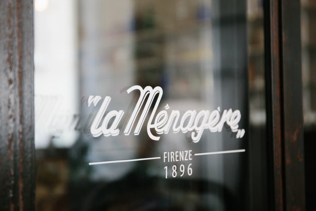 Born in 1896, La Ménagère is getting back now as a concept-restaurant.
