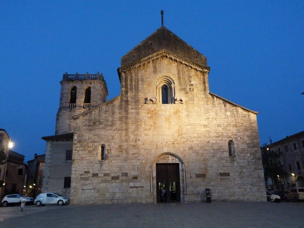 Fachada Nocturna