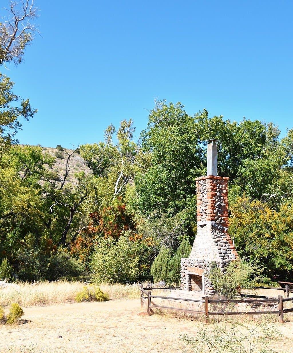 Sinagua Indian V-Bar-V Petroglyth alendar