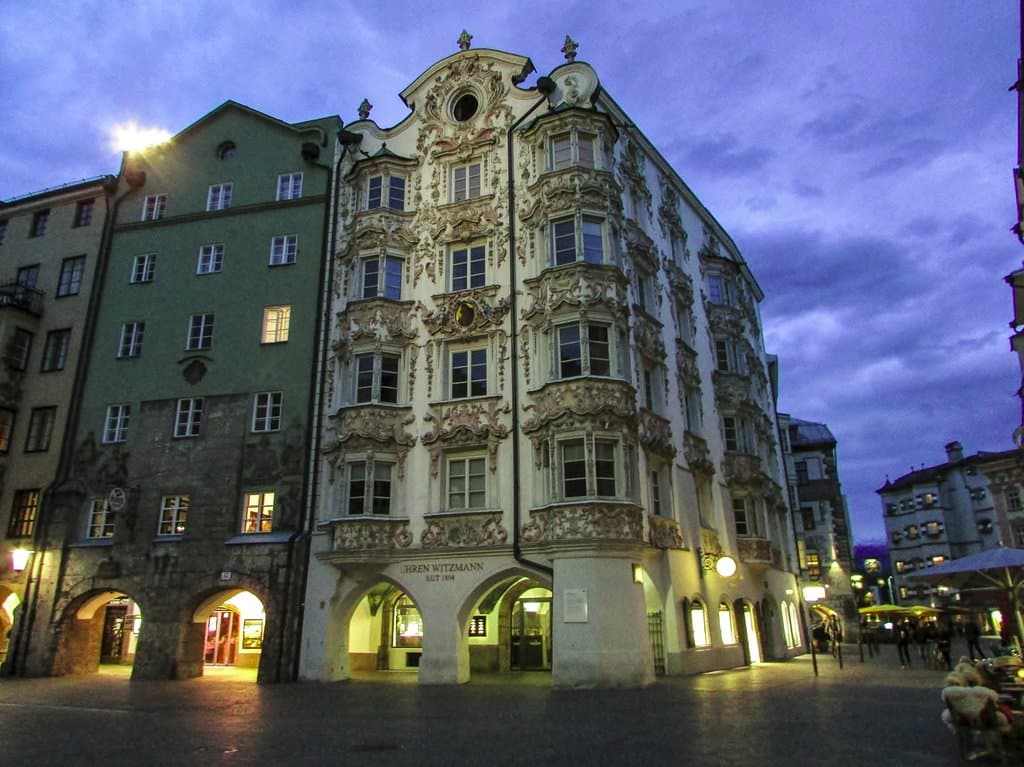 Helblinghaus à noite