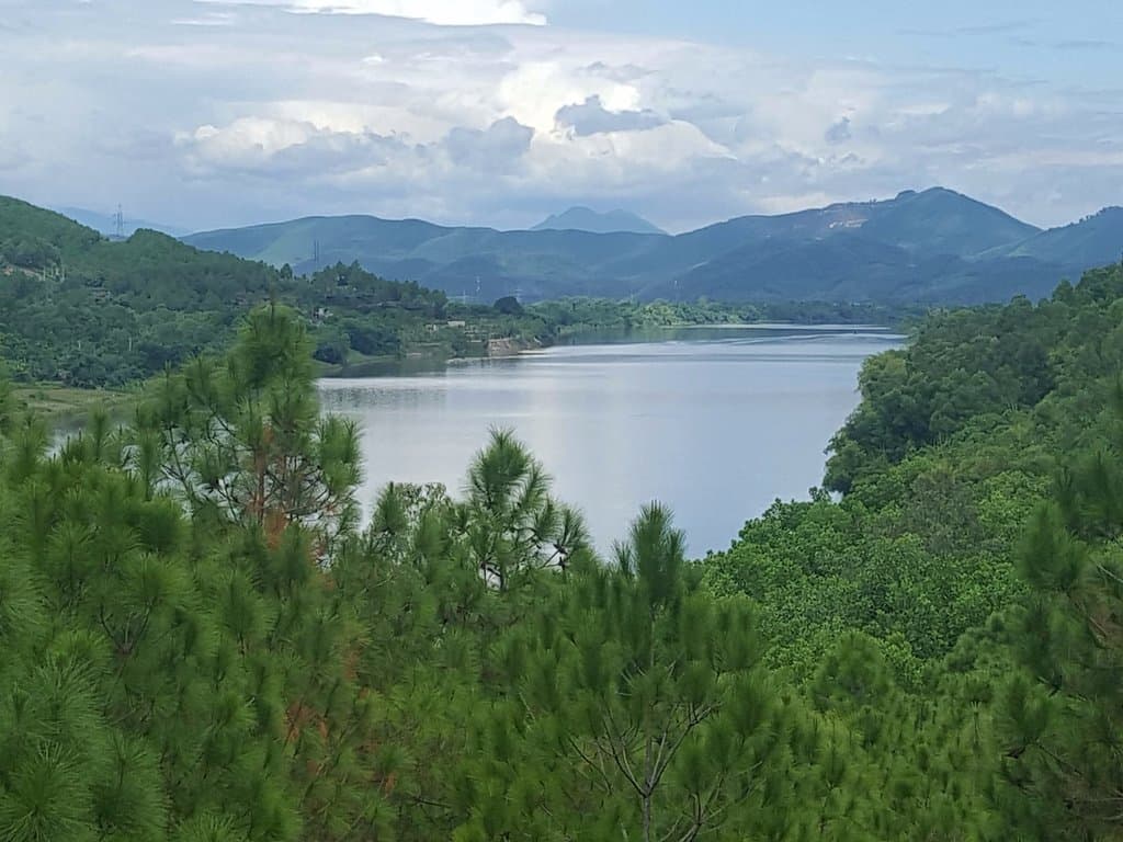 Vong Canh Hill