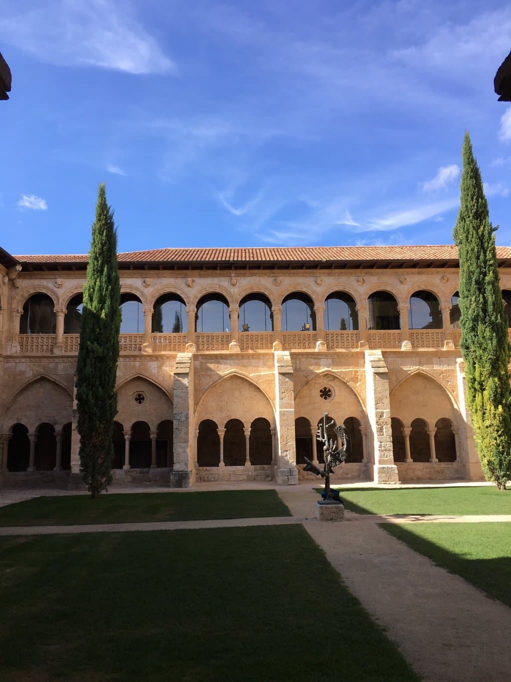 Monasterio de Santa María de Valbuena San Bernardo