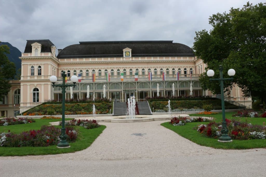 Kurpark Kongress palace