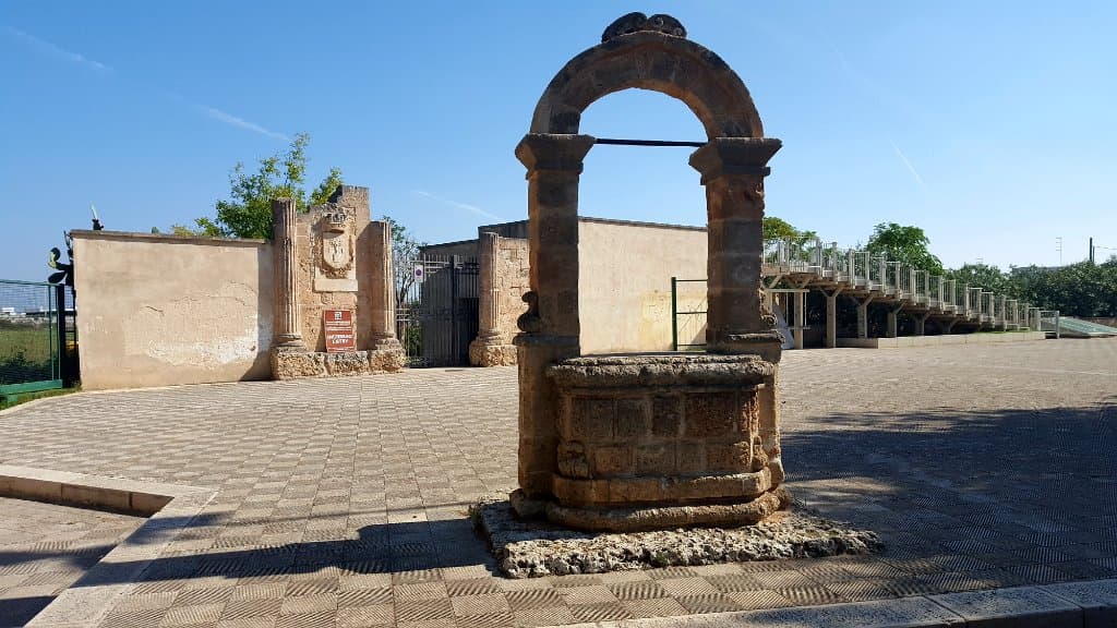 Pozzo ubicato sul piazzale esterno