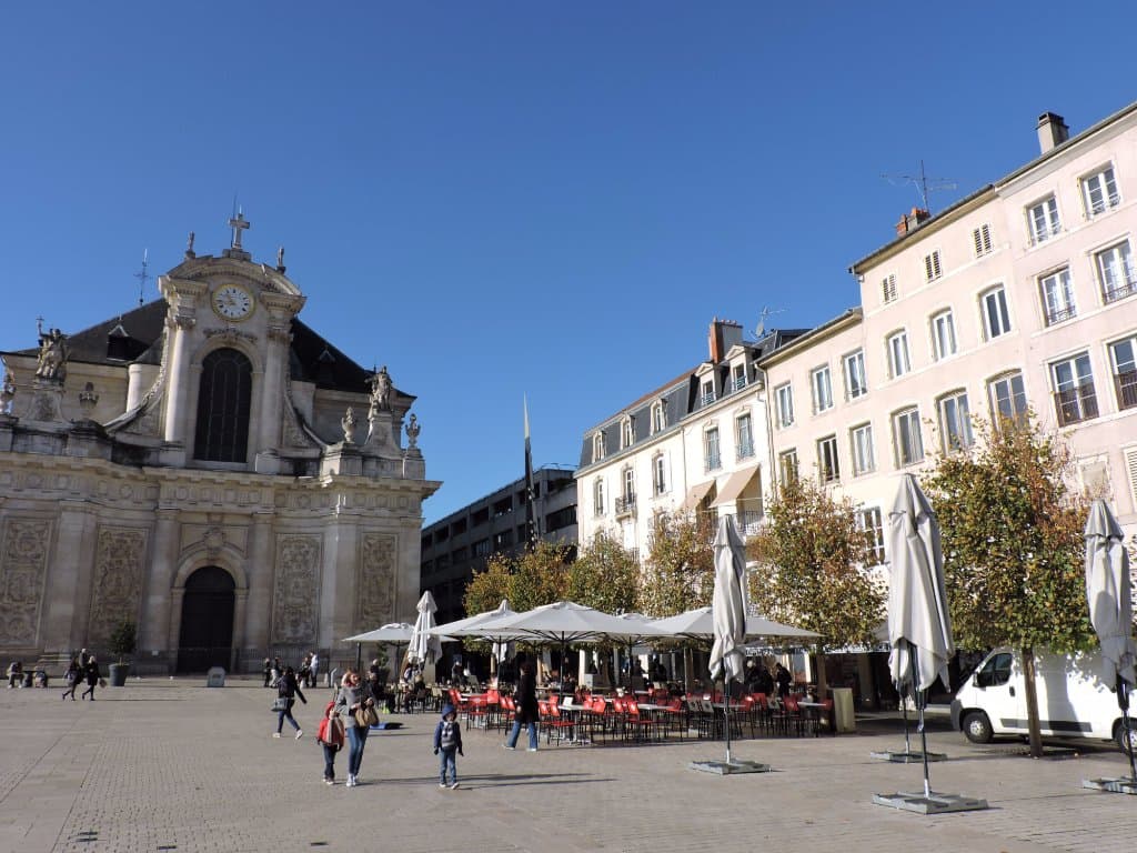 Pleasant public space