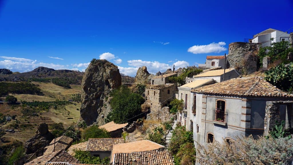 Пентедатилло