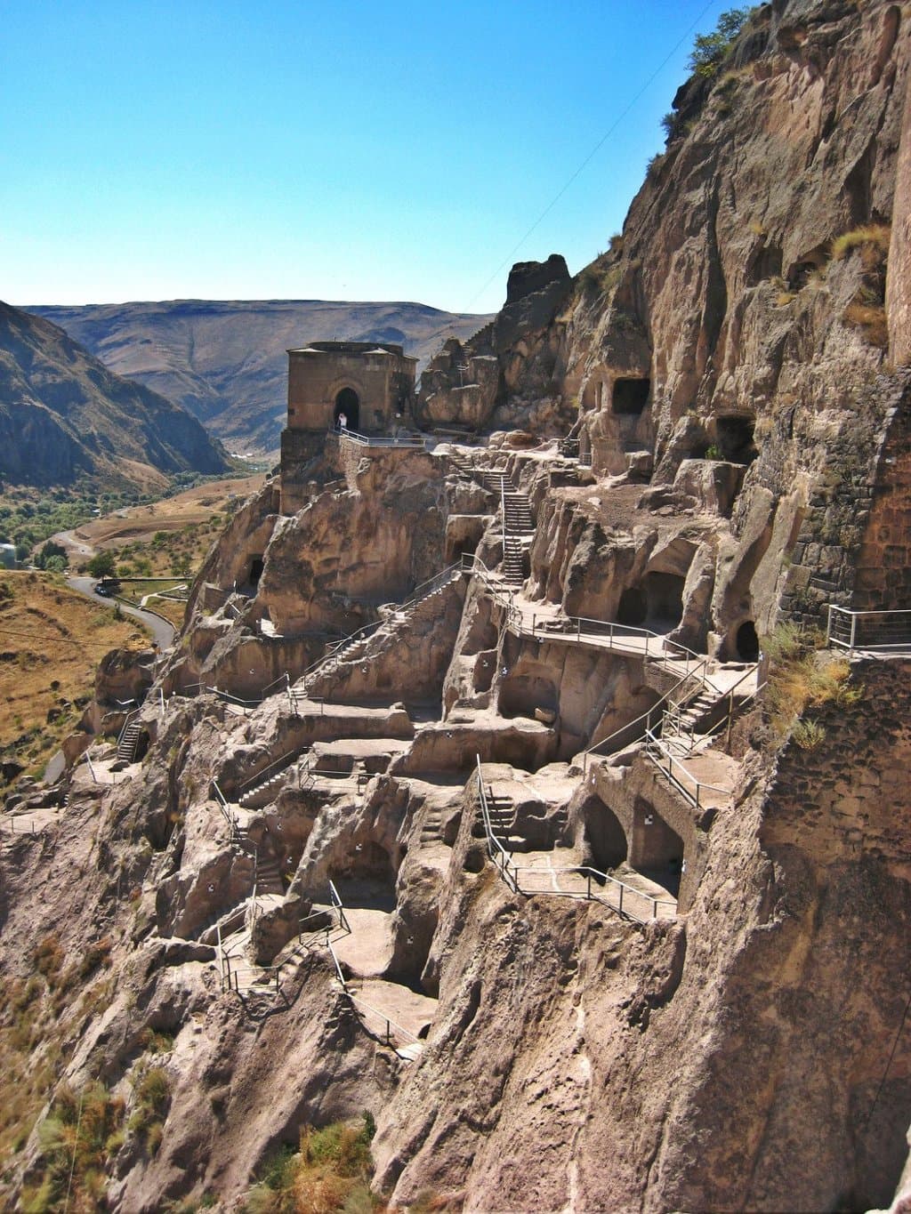 Пещерный город