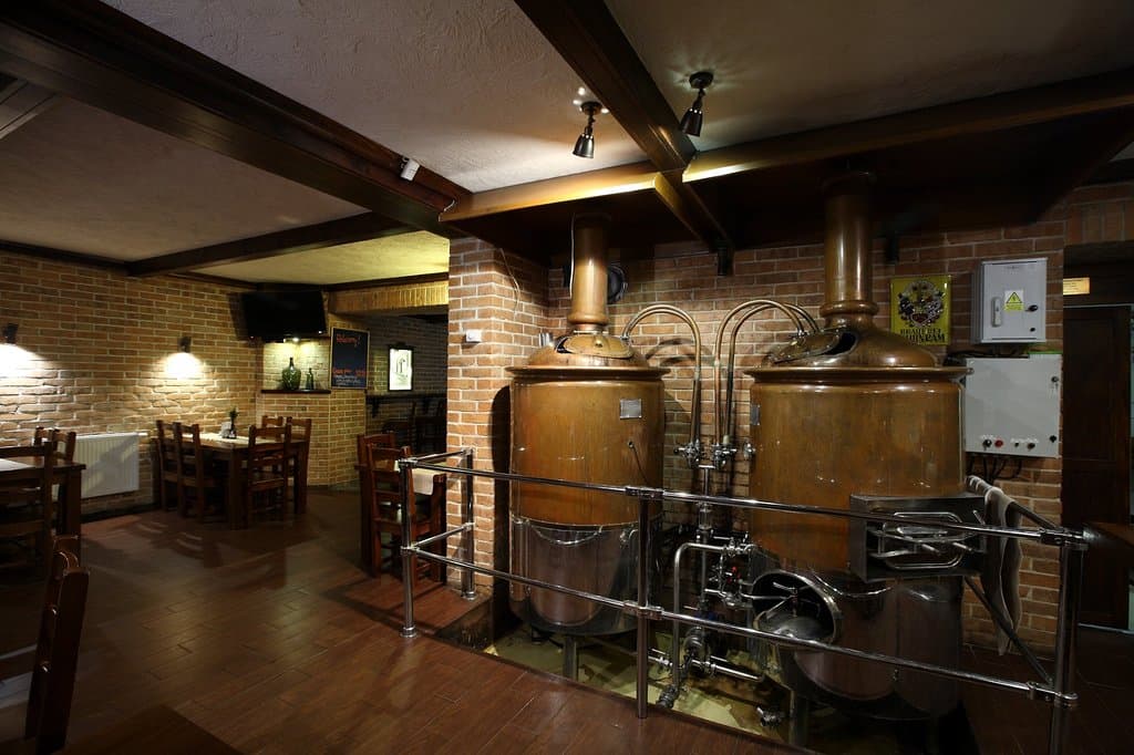 Tak wygląda wnętrze Minibrowaru Reden