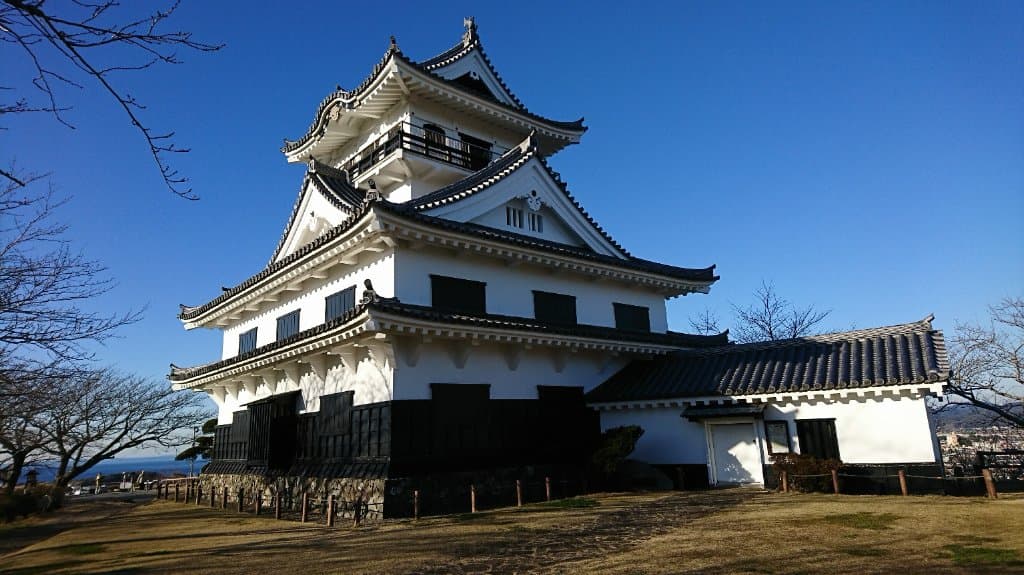 館山城です。ここから見る海の景色は最高です。