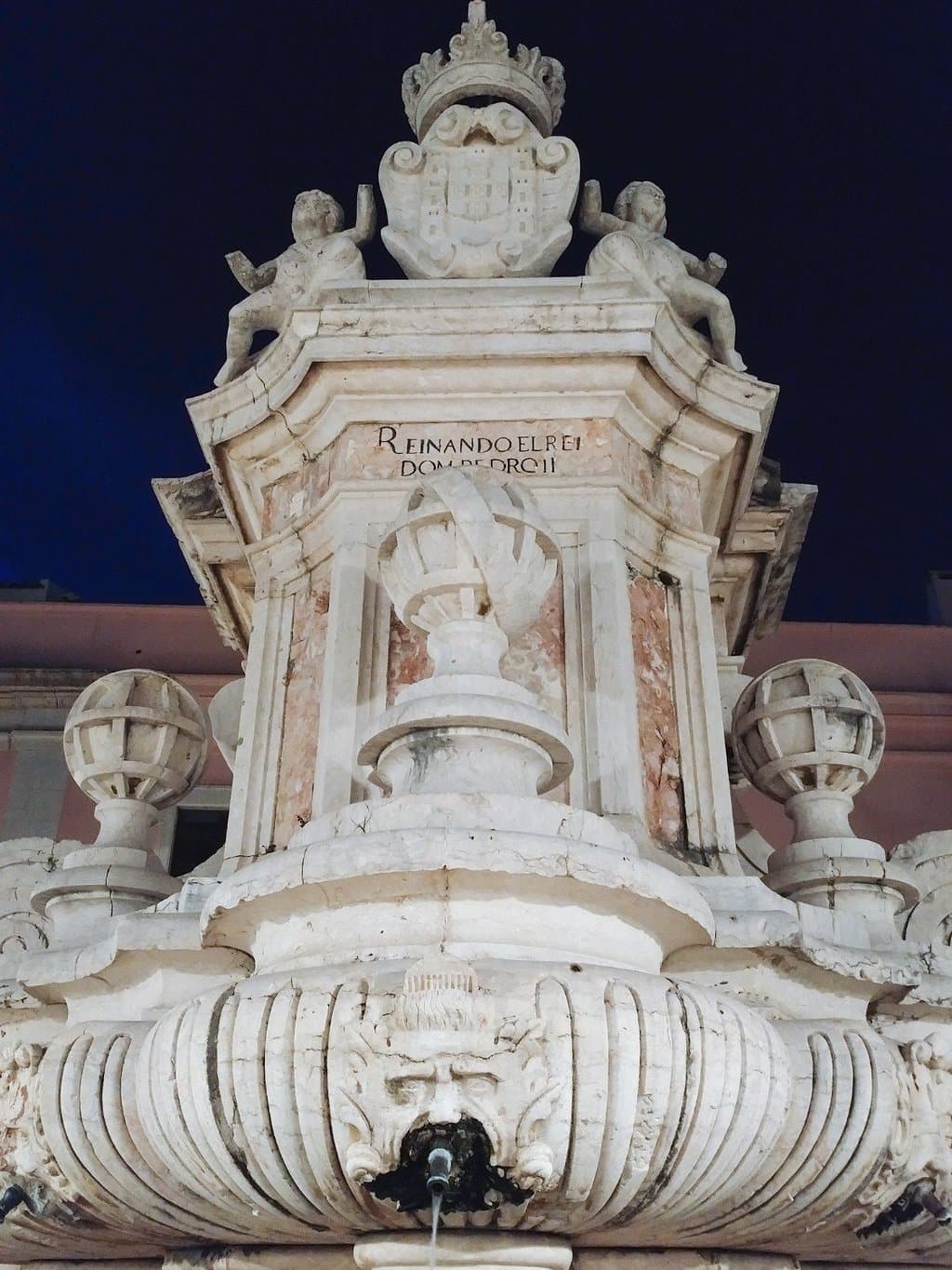 Fuente de la Plaza Teófilo Braga