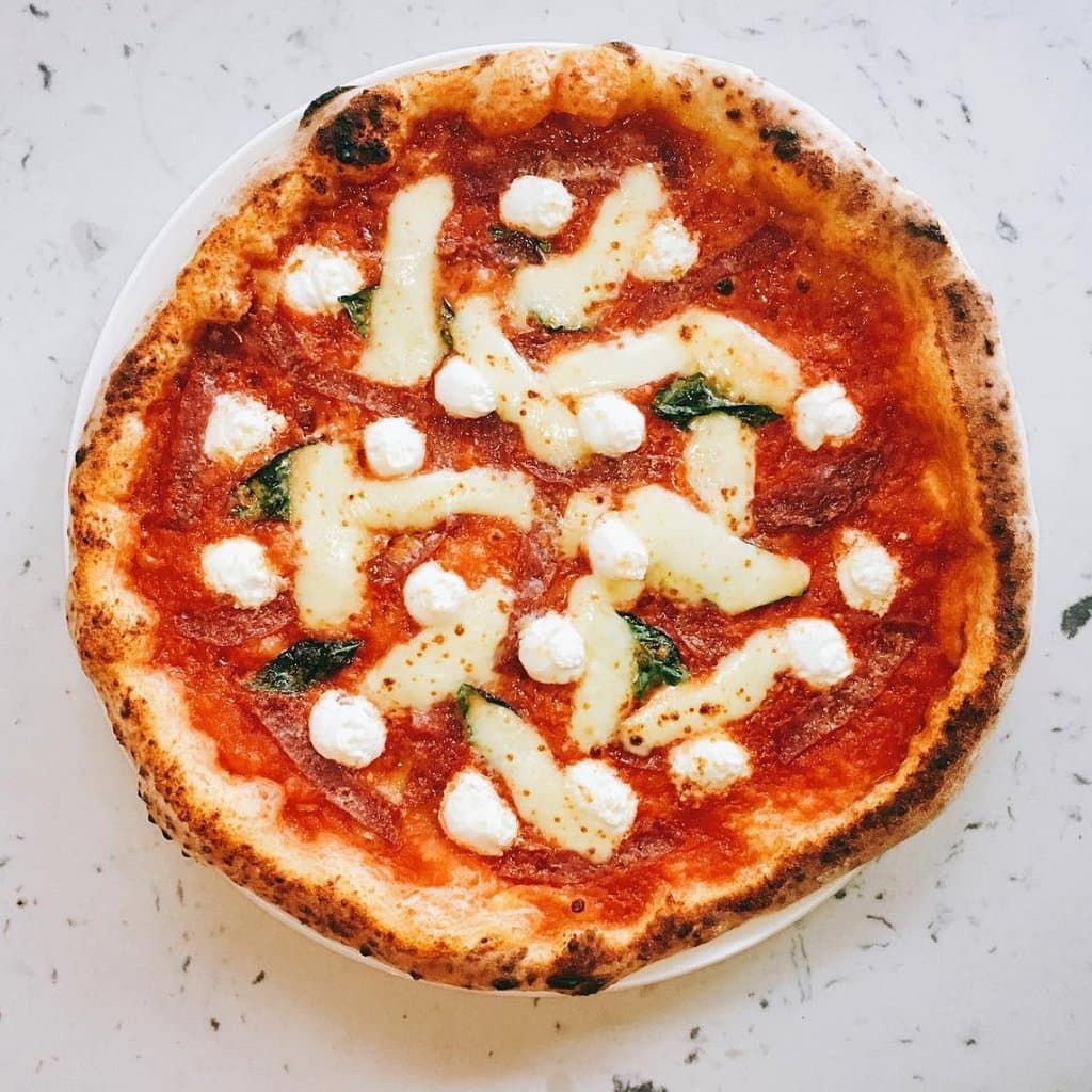 Pizza Ricotta e salame