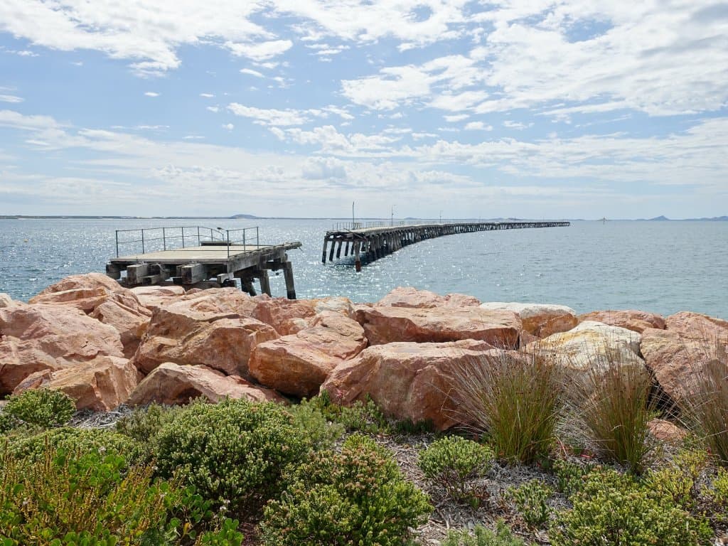 The collapsed jetty in Jan 2018.