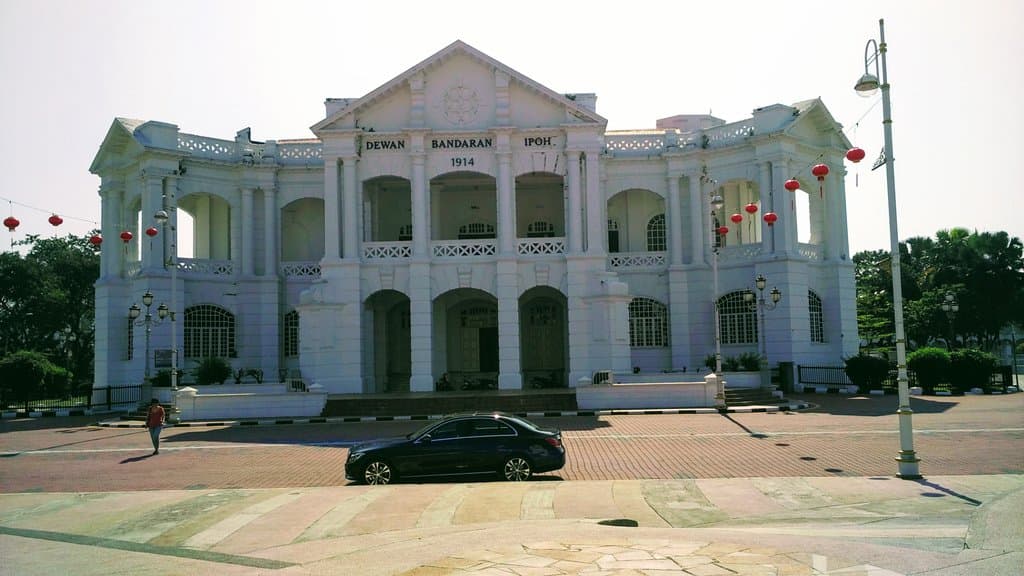 Its not an Ad for Mercedes benz C class