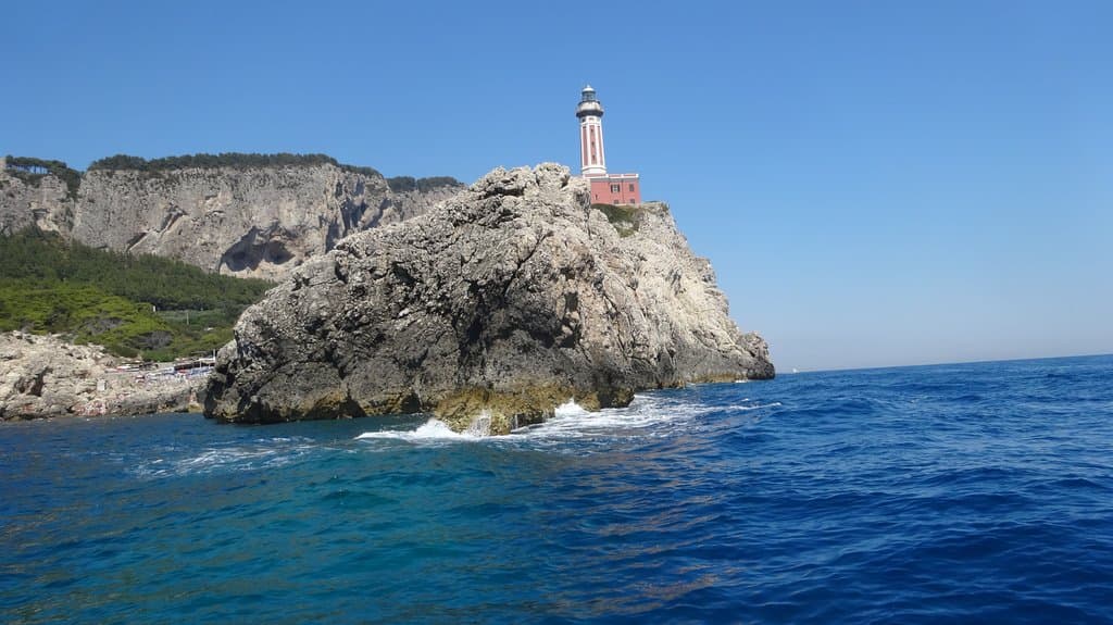 Faro Punta Carena