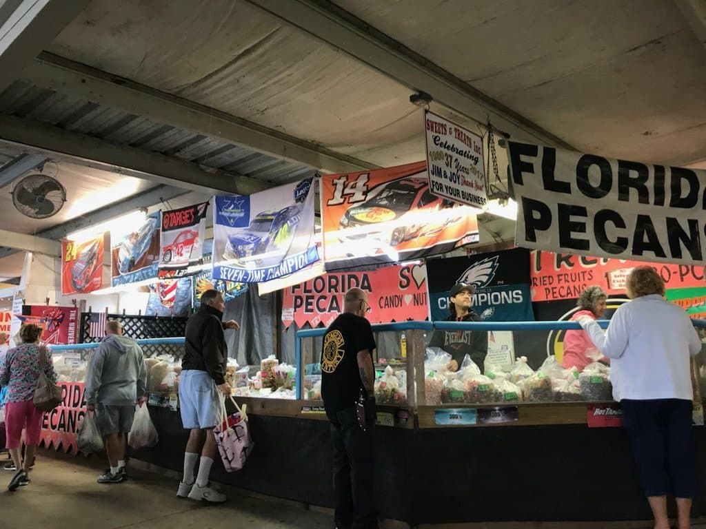 Explore the Orlando Farmers Market at Belleview