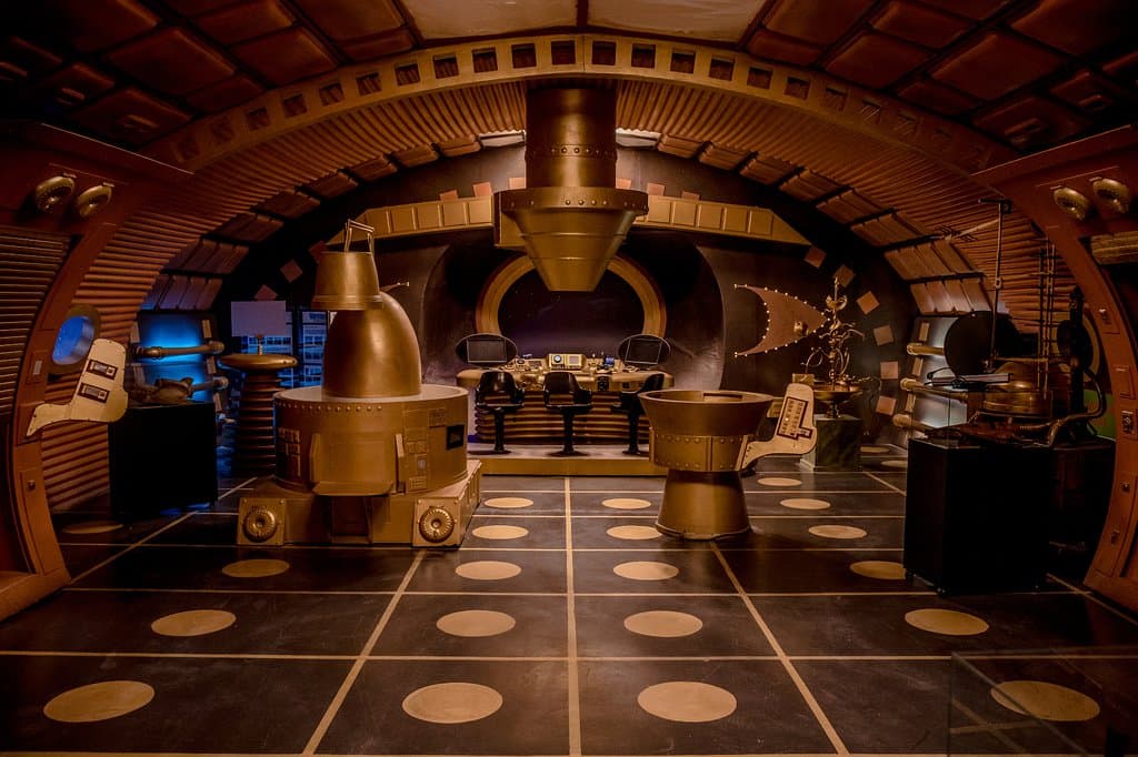 Paximus 3 E-700, the set of a famos swedish childrens show