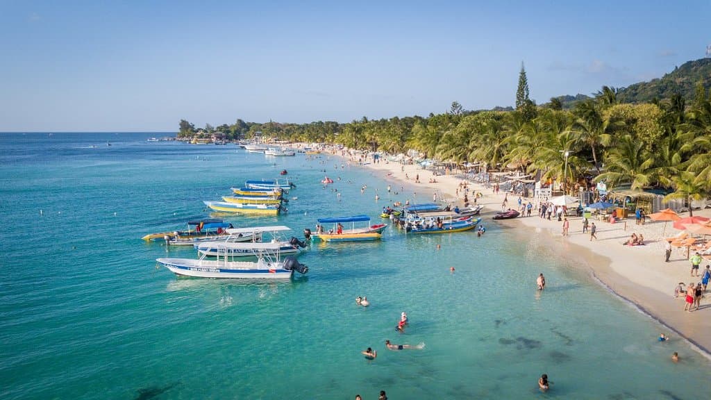 Brewers Bay Beach
