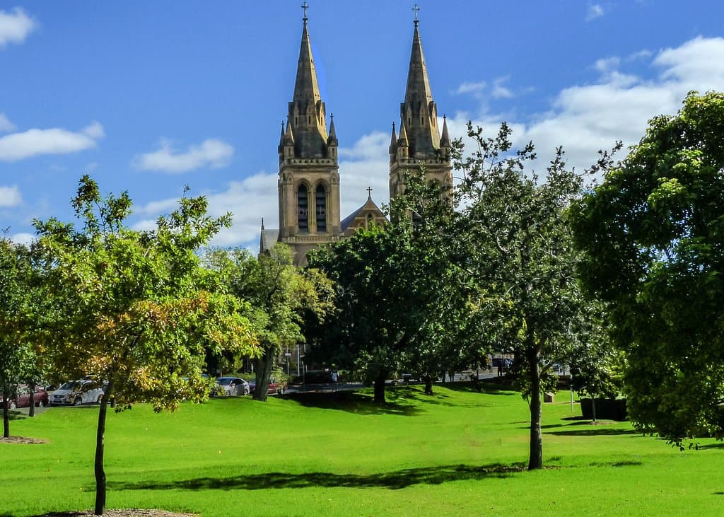 Aproaching the Cathedral
