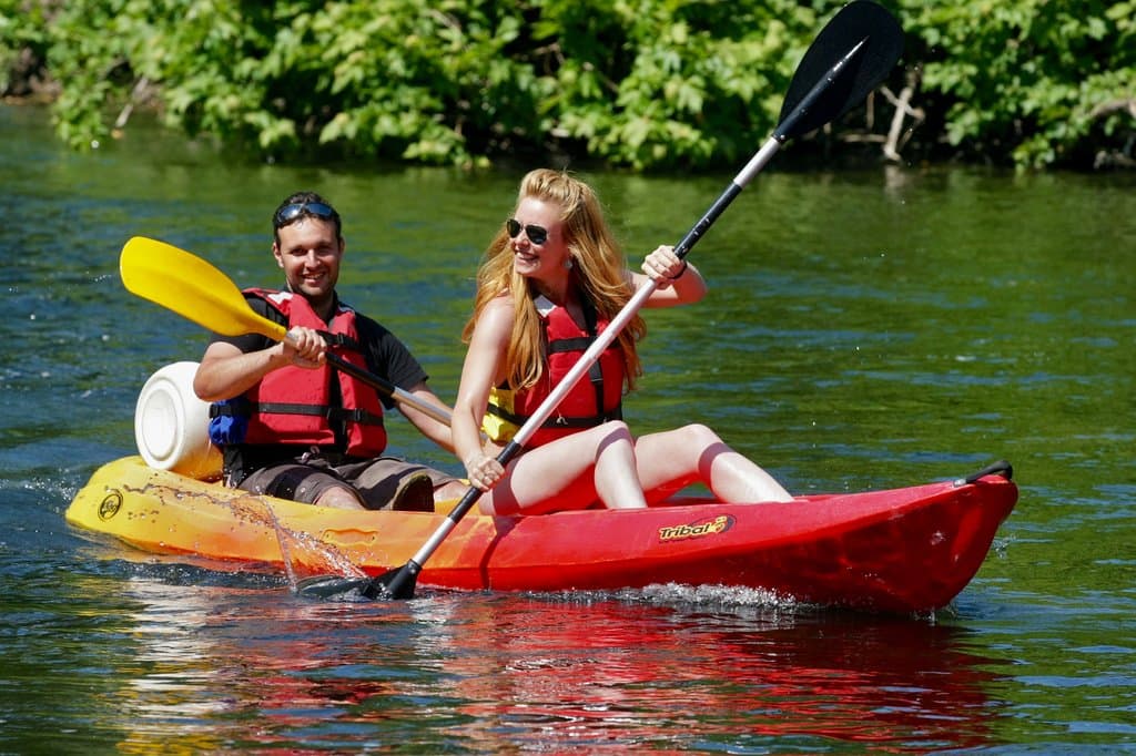 un moment de fraicheur sur l'eau, entre amis ou en famille 