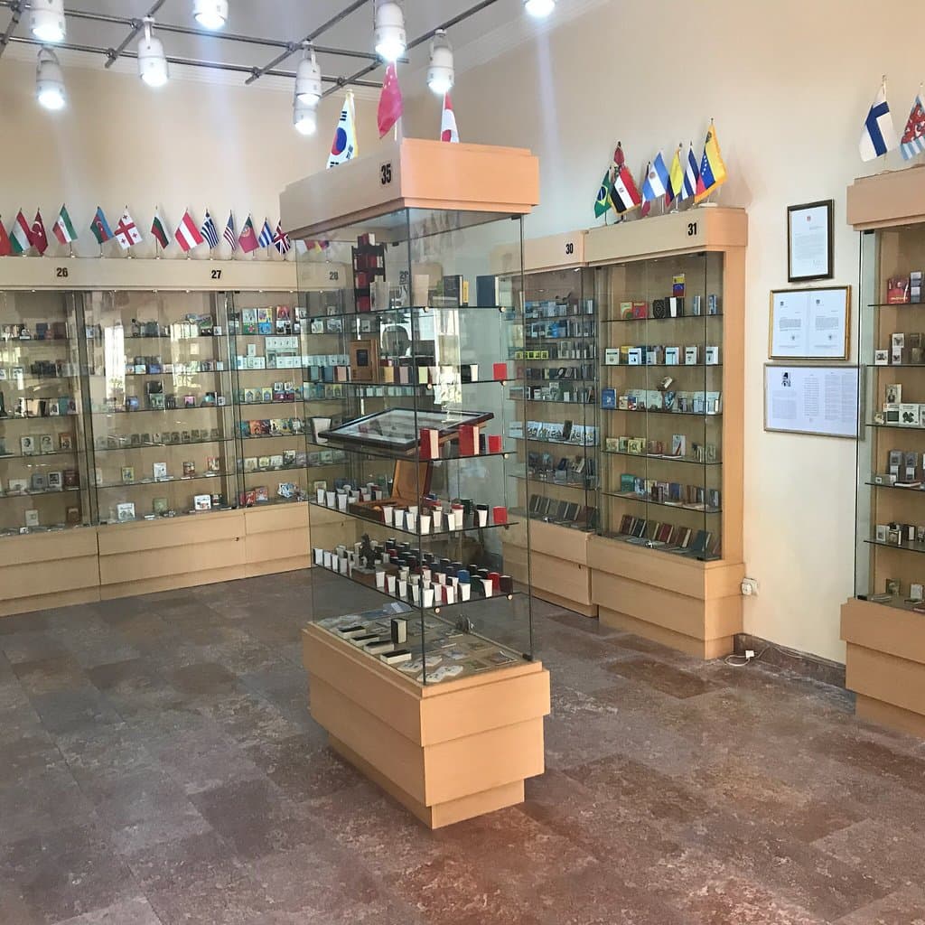 Miniature Book Museum