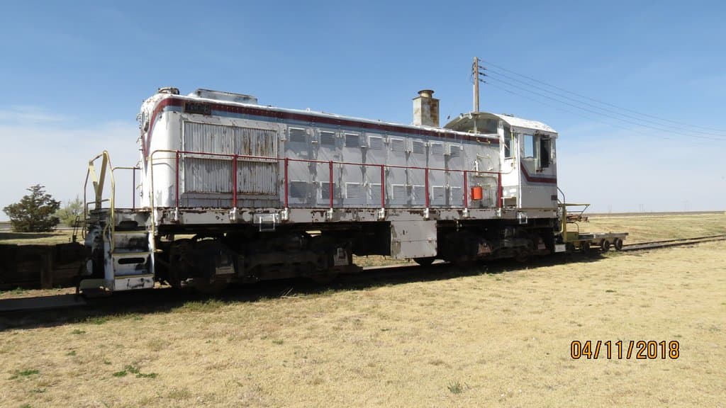 Locomotive power unit