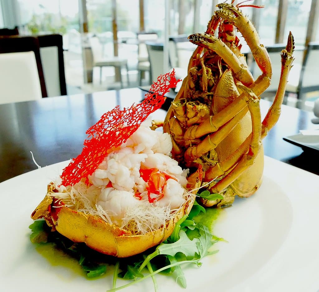 The golden lobster exclusive to Nippon 