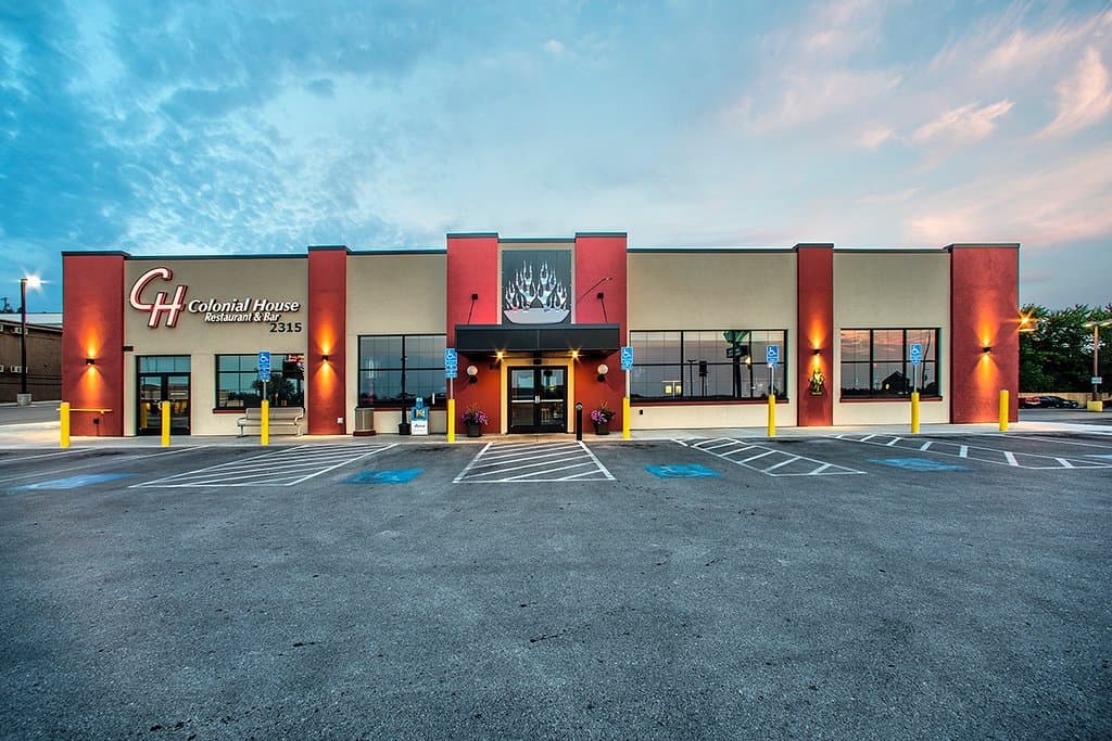 Colonial House Restaurant & Bar