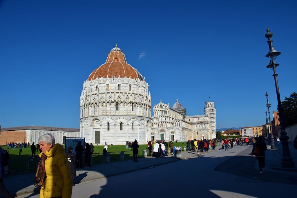 View of the tower complex from Santa Maria gate.