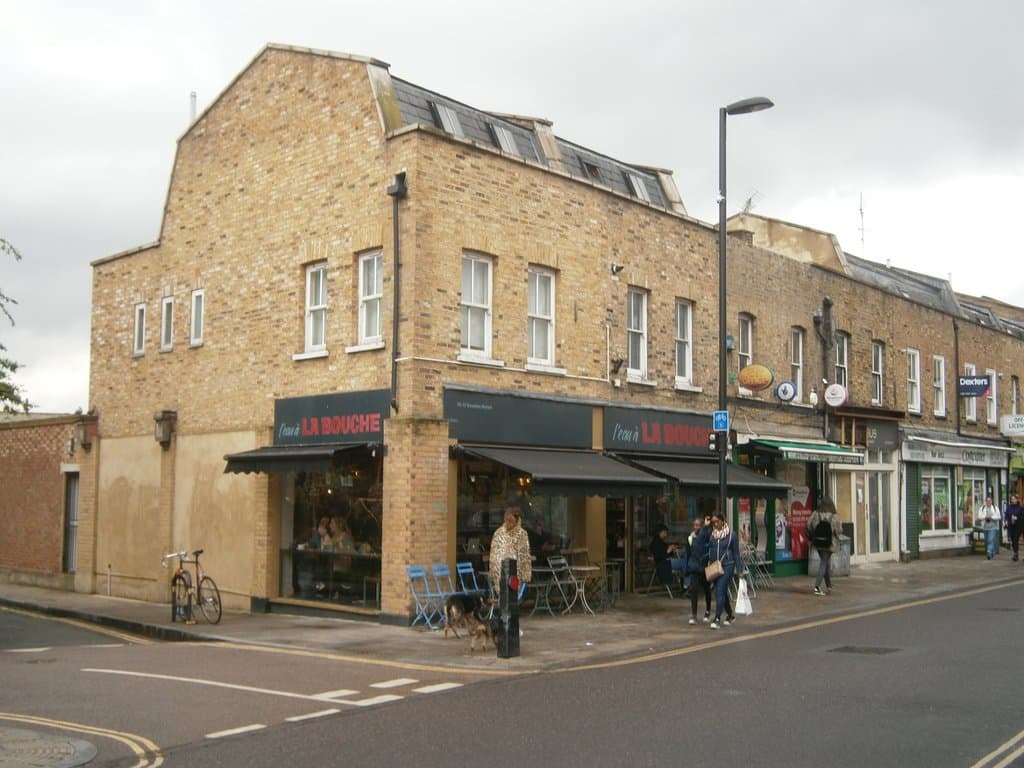 L'eau a la Bouche from the outside