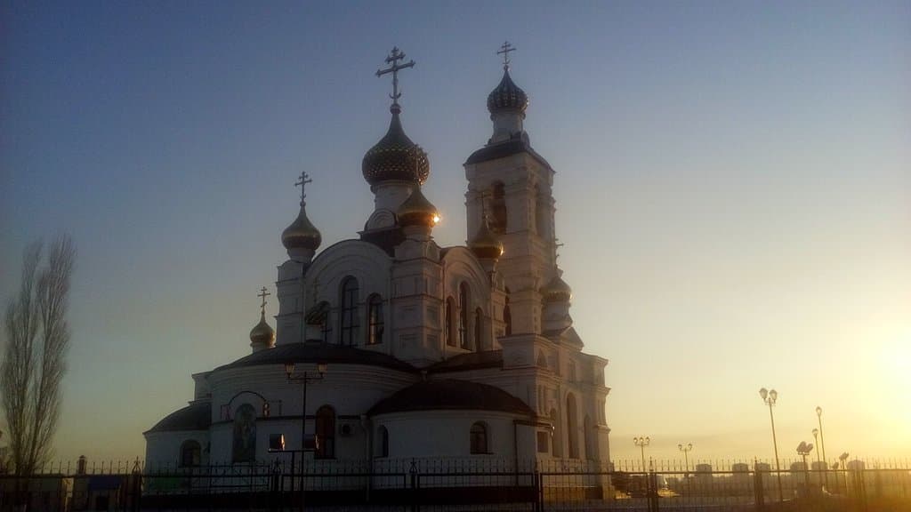 храм