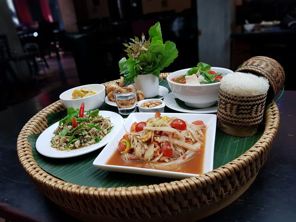 Our Lao Traditional Set 