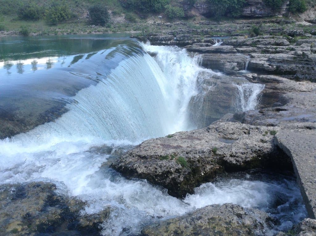 Cijevna Niagara Falls
