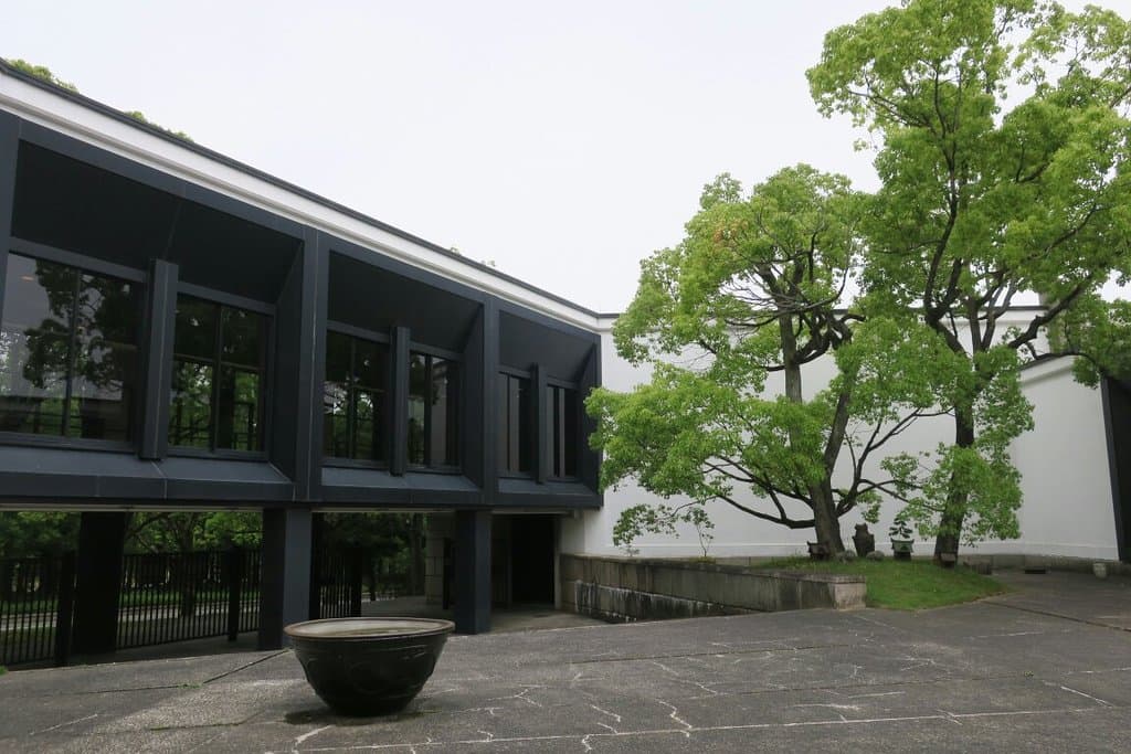 Japan Folk Crafts Museum Osaka