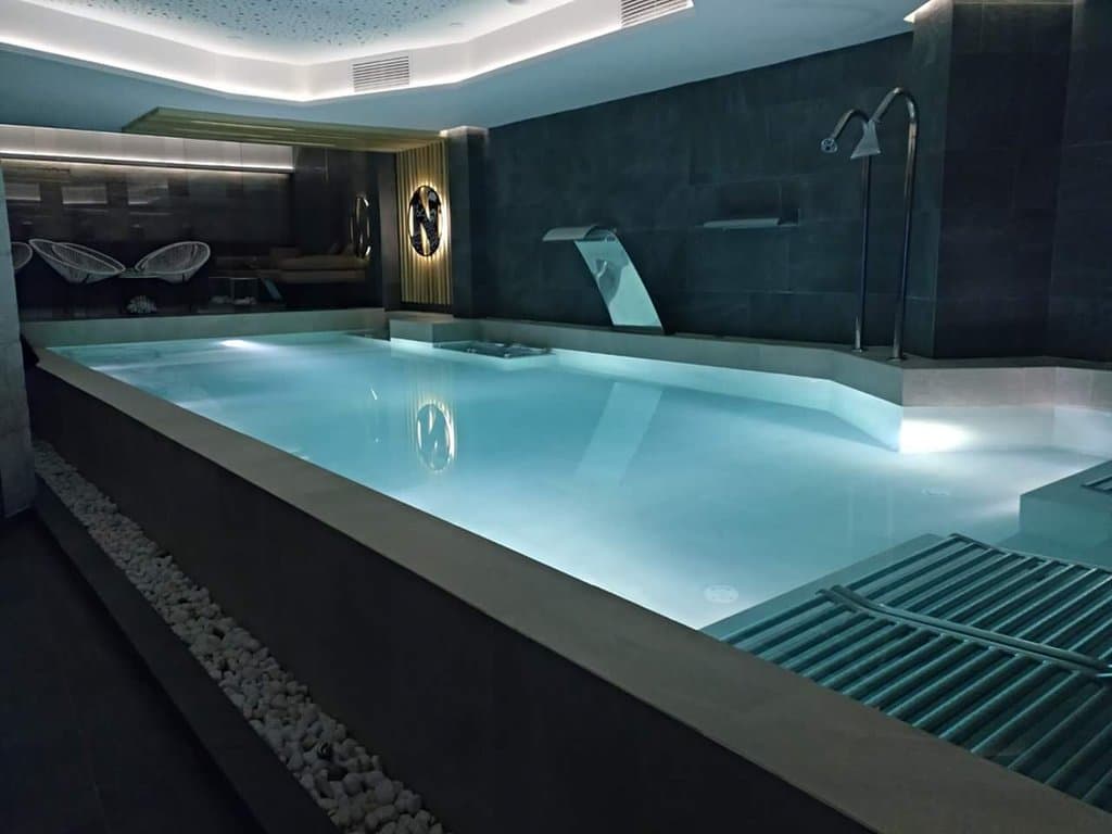 PISCINA SPA