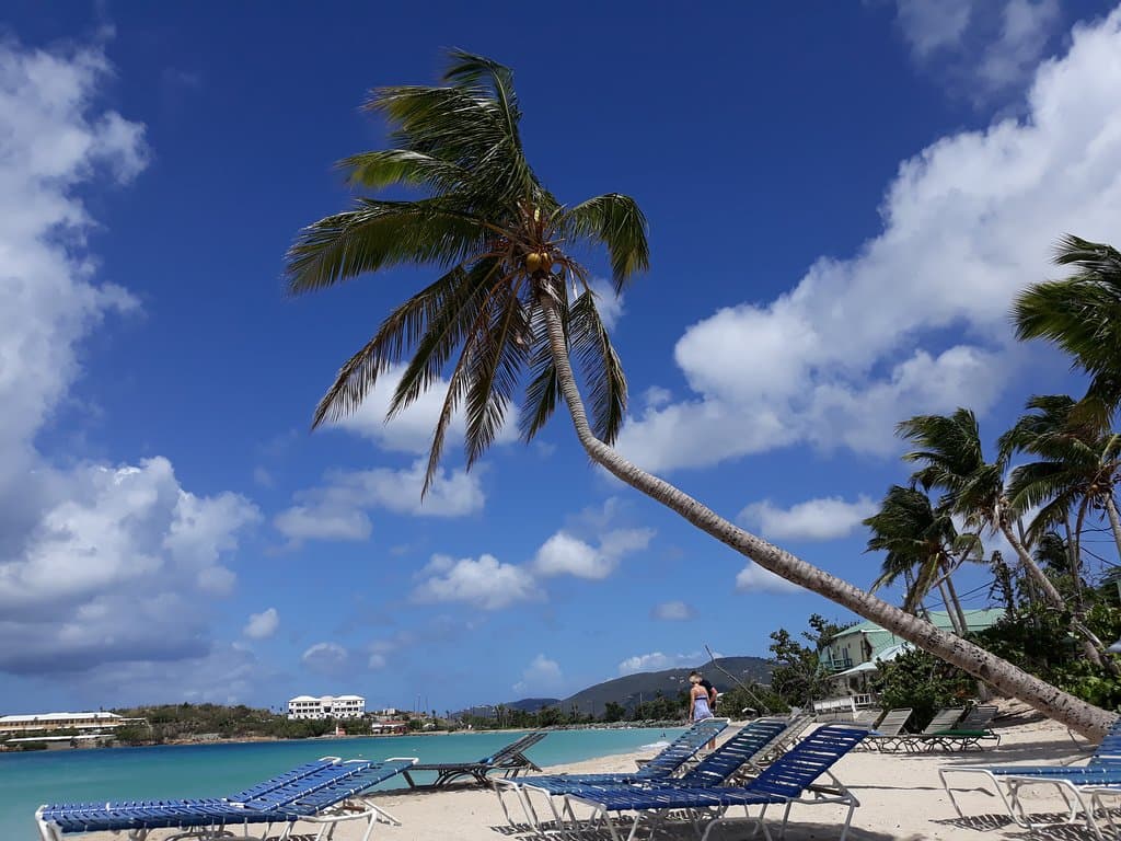 Lindbergh Bay Emerald Beach