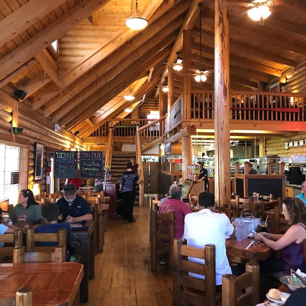 The Broken Oar Restaurant