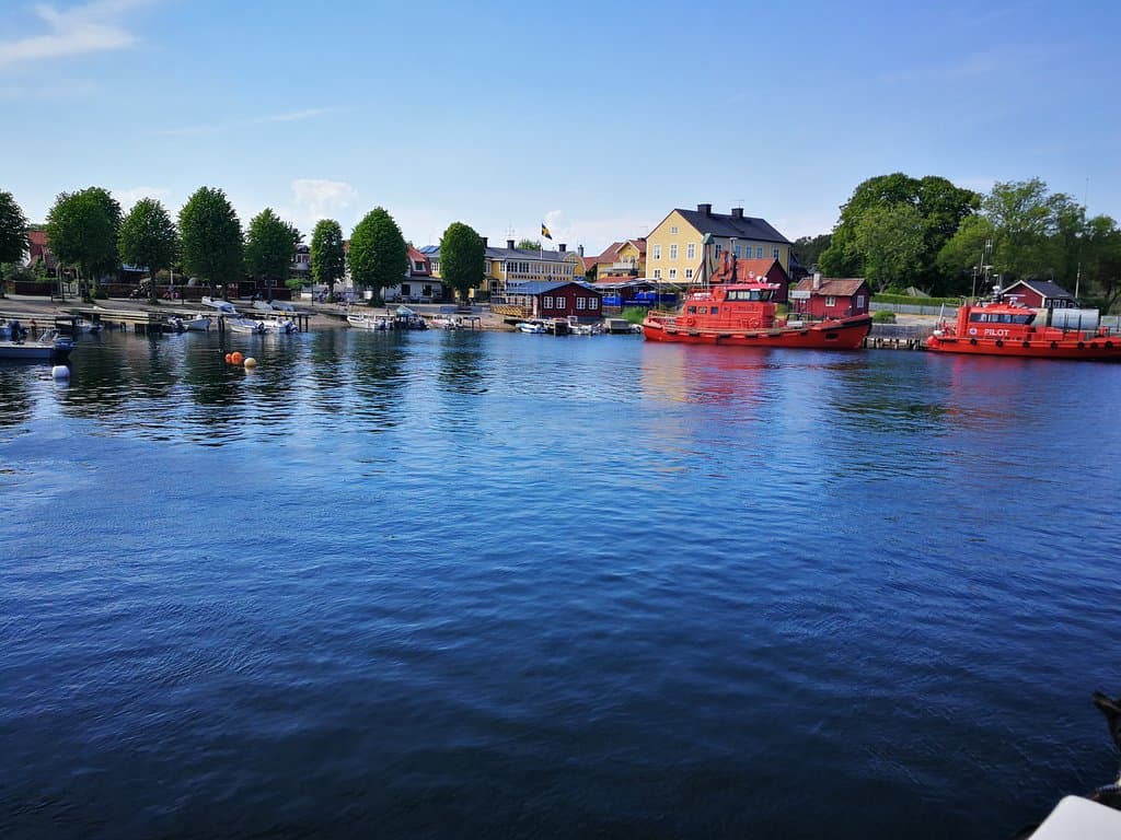 Lotsenbote im Hafen von Sandhamn