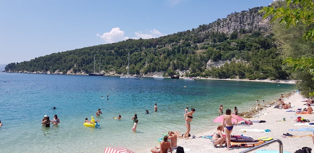 Kašjuni Beach