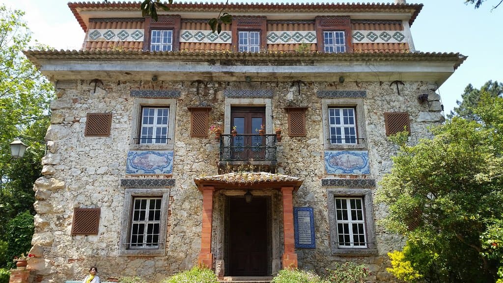 home of the ceramic museum