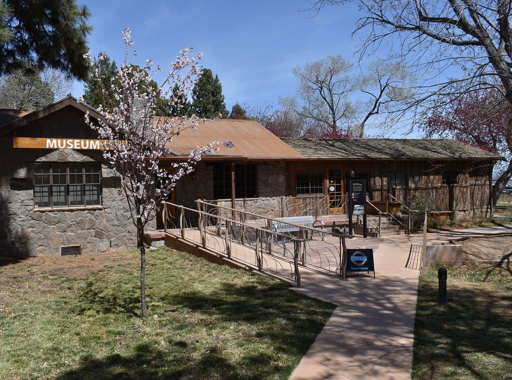 Entrance to the Los Alamos History Museum