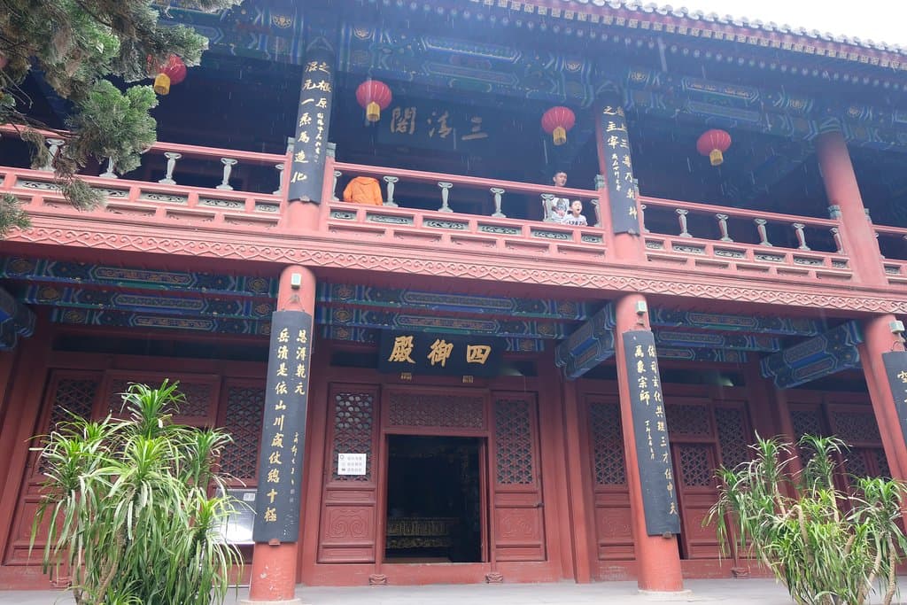 white cloud by digital wabi sabi