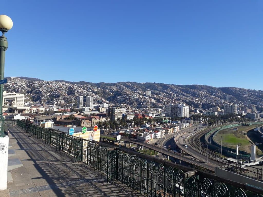 Foto tirada ao lado do Ascensor/Funicular Barón