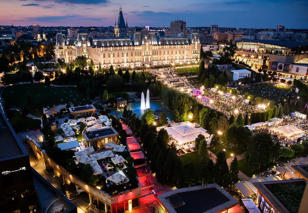 Palas Ensemble at night (view from International Hotel)