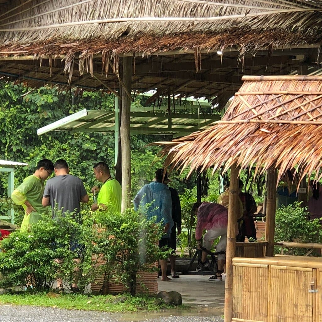 Song Phraek Rafting Ton Pariwat