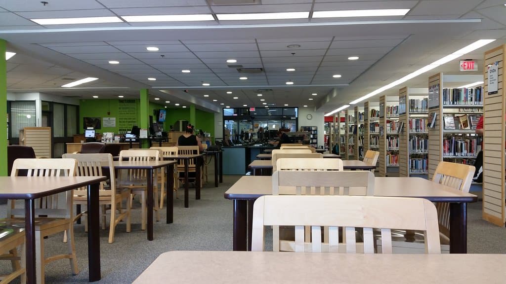 Aaniin Community Centre and Library