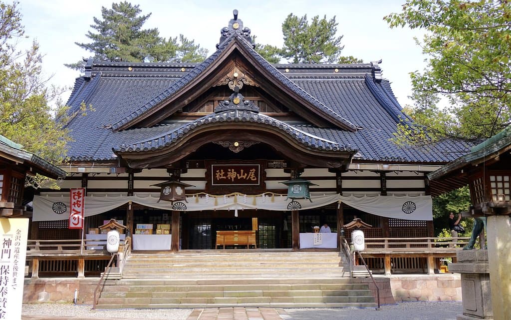 Oyama Jinga Shrine