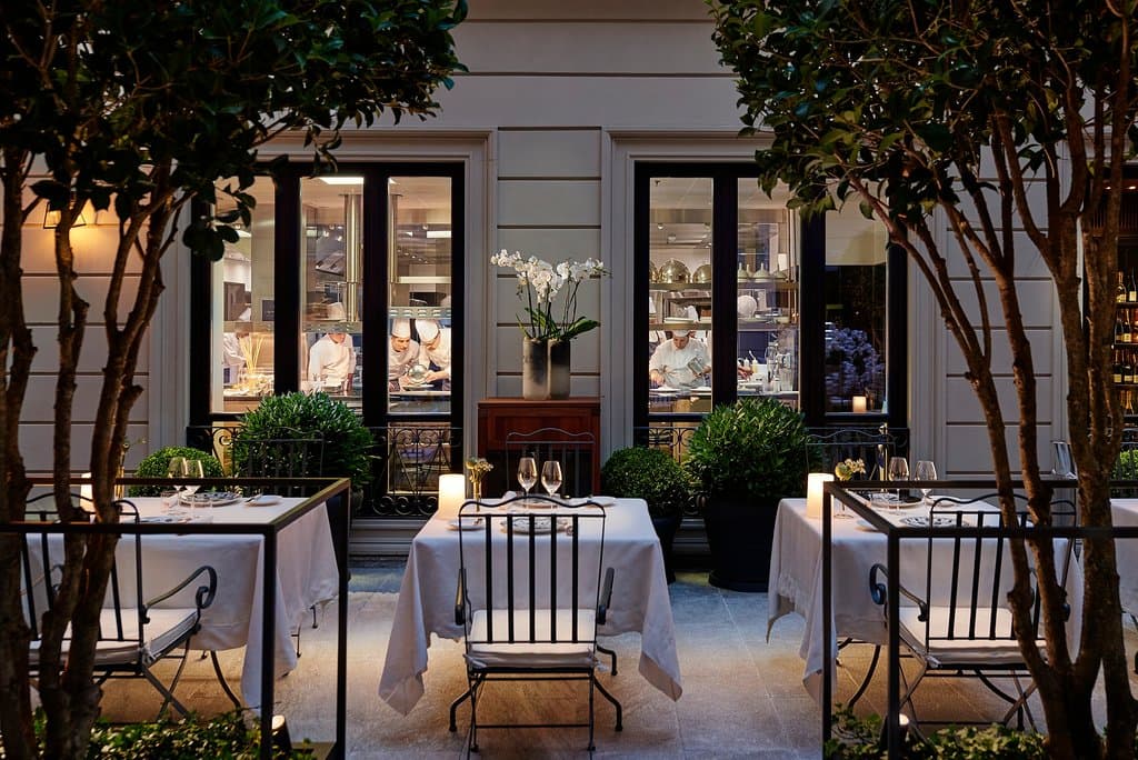 Courtyard for al fresco dining