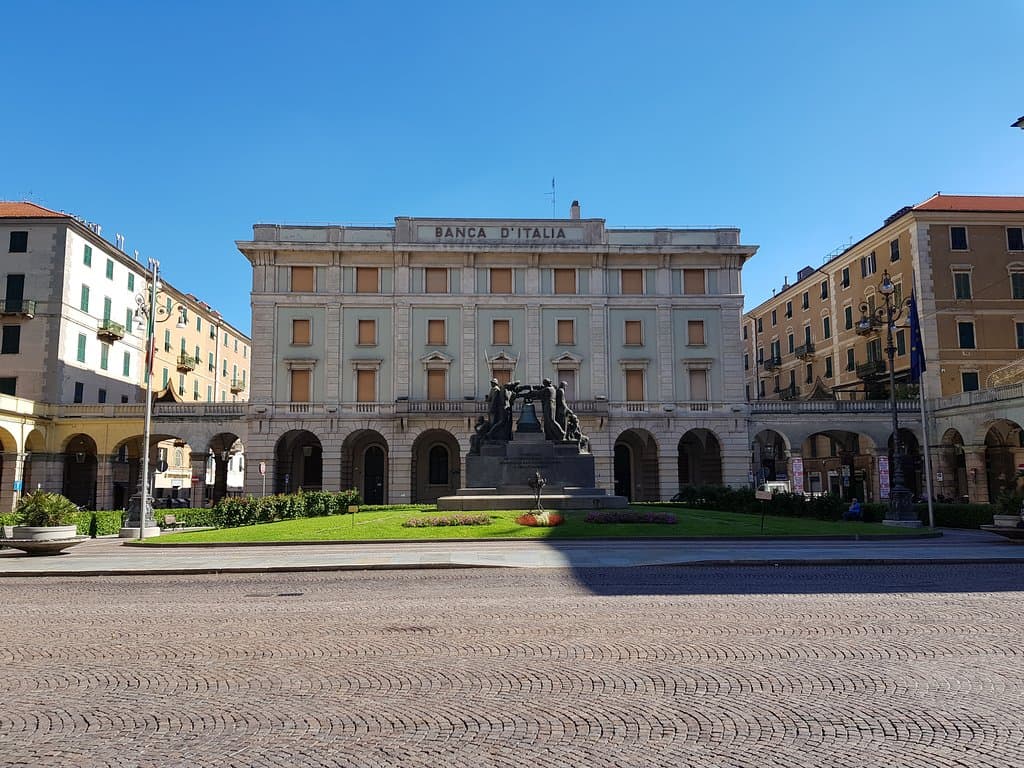 Piazza Mameli